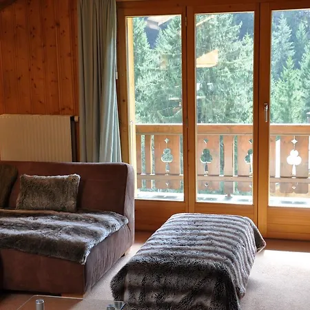 Apartment Moulins 8 *